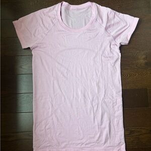 Lululemon Swifty Tech Shortsleeve Shirt size 6